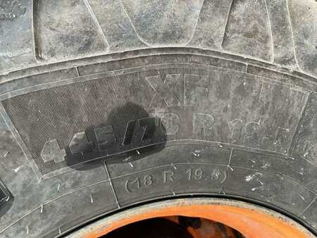 Mobilní bagry 2012 Volvo EW140D (28)