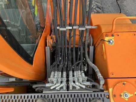 Mobilní bagry 2012 Volvo EW140D (38)