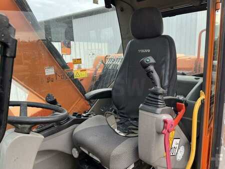 Mobilní bagry 2012 Volvo EW140D (48)