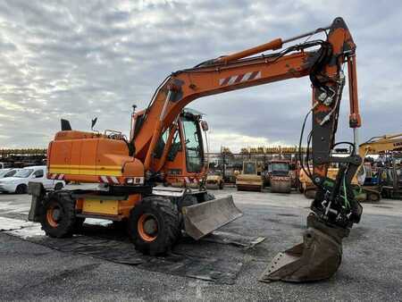 Mobilní bagry 2012 Volvo EW140D (8)