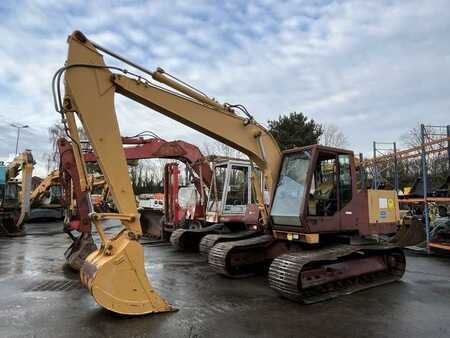 Koparki gąsienicowe 1991 Case 888CK (1)