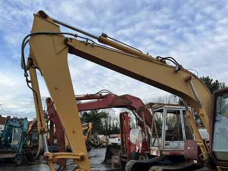 Koparki gąsienicowe 1991 Case 888CK (10)