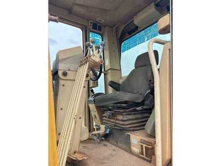 Gradere 1999 Caterpillar 140H (8)