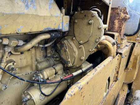 Miscelaneo 1978 Caterpillar 825 + porte engins (29)