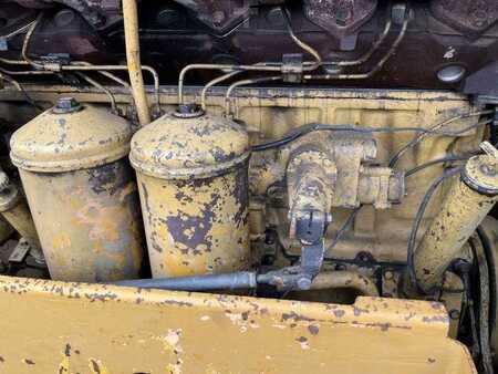 Miscelaneo 1978 Caterpillar 825 + porte engins (35)