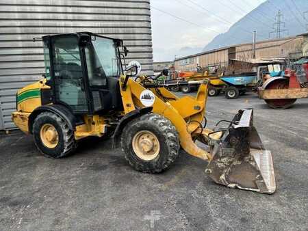 Pozostałe 2010 Caterpillar 906H (1)