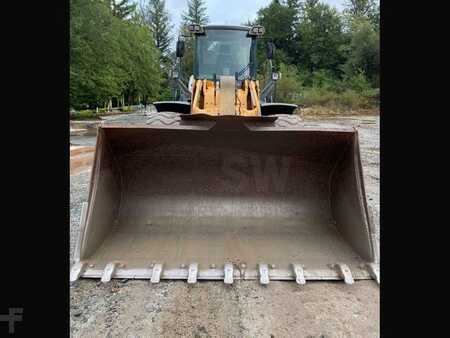 Chargeuse sur pneus 2015 Liebherr L566 (2)