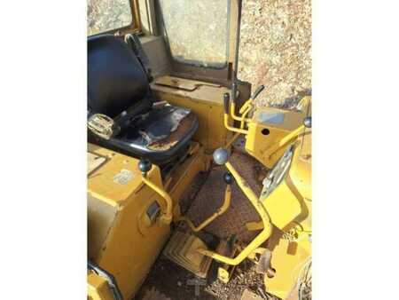 Grondschuivers 1989 Caterpillar D6D (6)