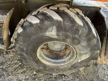 Koparki kołowe 2004 Fiat Kobelco E145W (23)