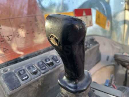 Koparki kołowe 2004 Fiat Kobelco E145W (49)