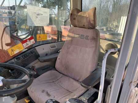 Koparki kołowe 2004 Fiat Kobelco E145W (50)