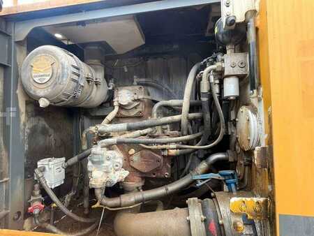 Bæltegraver 2013 Liebherr R936 LC (26)