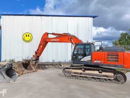 Escavatori cingolati 2016 Hitachi ZX300LCN-6 (1)