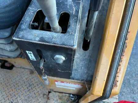 Laderaupe 1988 Komatsu D21S-6 (35)