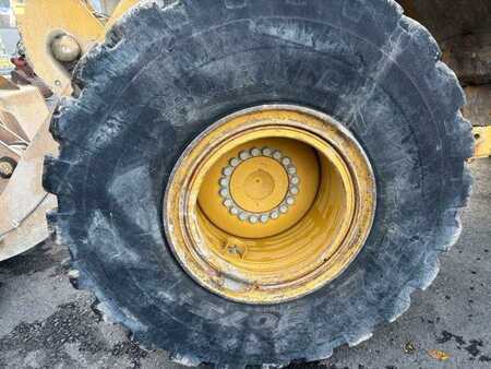 Chargeuse sur pneus 2014 Caterpillar 962K (50)