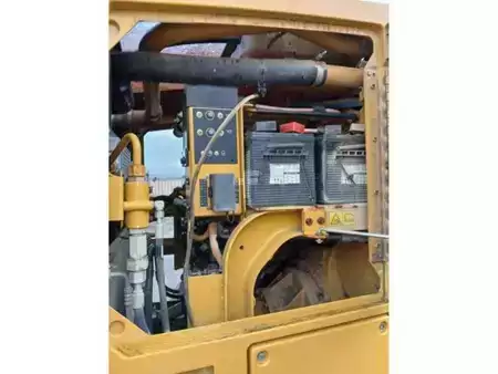 Grejdry 2018 Caterpillar 120M2 (8)