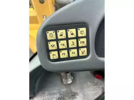 Egyéb 1999 Volvo L30Z (45)