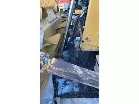 Pásové buldozery 2007 Caterpillar D7R (7)