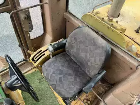 Grejdry 1984 Caterpillar 120G (48)
