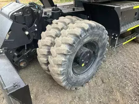 Koparki kołowe 2023 Hitachi ZX155W-7 (9)