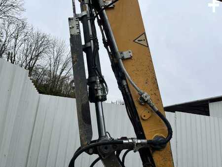 Escavatori cingolati 2018 Liebherr R926 COMPACT (13)