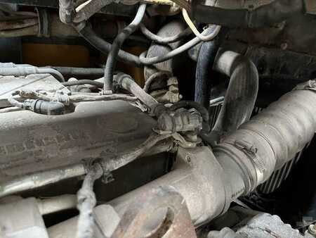 Escavatori cingolati 2018 Liebherr R926 COMPACT (39)