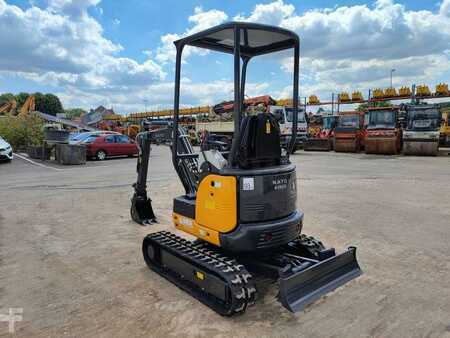 Mini pelle 2022 KATO VXE HD 17 (5)