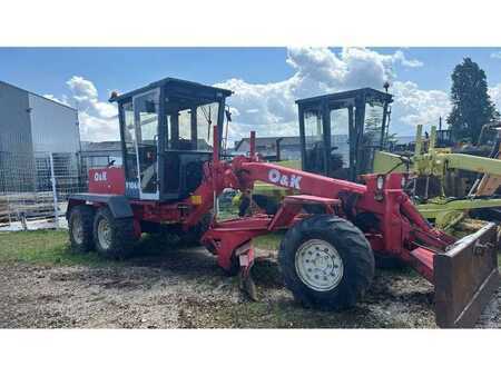 Grader 1995 O-K F106A (1)