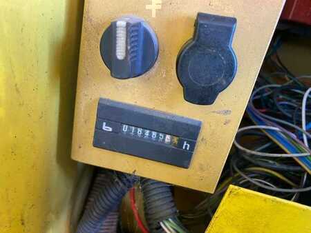 Kerekes kotrógép 1996 Caterpillar M315 (29)