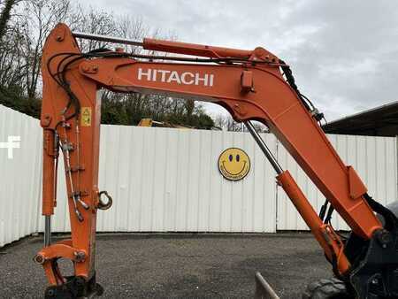 Mini-koparki 2012 Hitachi ZX60USB-3 CLR (12)