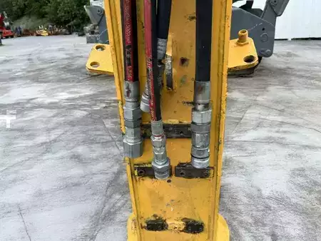 Konvolutt gravemaskin 2003 Liebherr A316 LITRONIC (19)