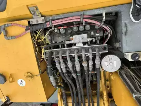 Konvolutt gravemaskin 2003 Liebherr A316 LITRONIC (47)