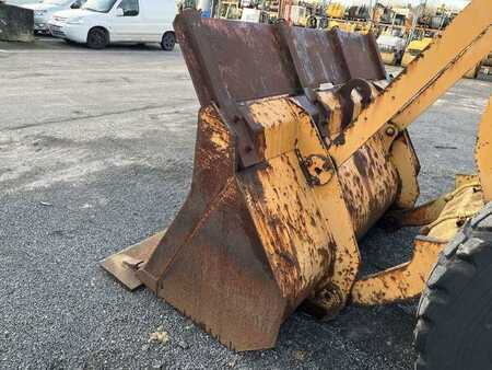 Kerekes rakodó 1983 Case W14 (11)