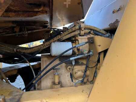 Kerekes rakodó 1983 Case W14 (21)