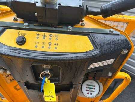 Minidumper 2009 Thwaites MACH664 (44)