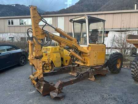 Pozostałe 1989 MENZI MUCK 2000 T (1)