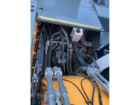 Escavadora de rastos 2021 Liebherr R945 S-HD (17)