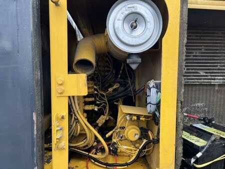 Bæltegraver 2000 Komatsu PC180LC-6K (29)