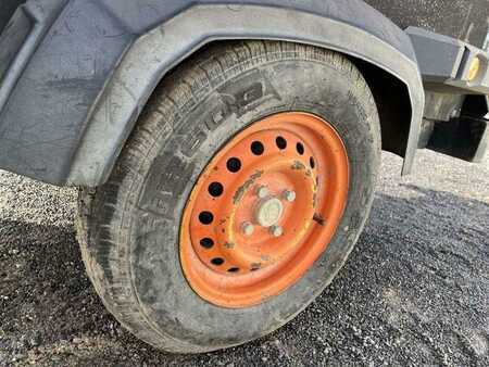 Sonstige 2005 Atlas Copco XAS67 (16)