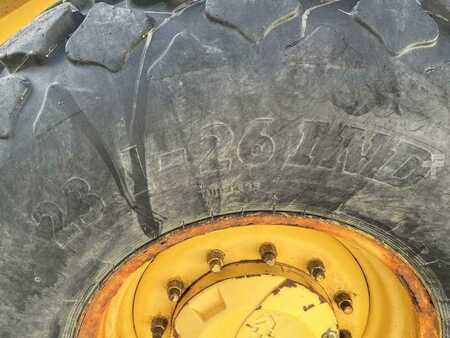 Fårfodruller 1999 BOMAG BW216 D-33 (18)