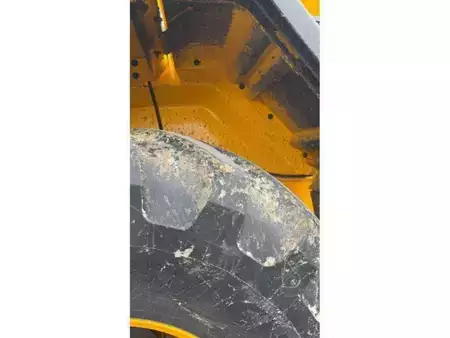 Radlader 2021 JCB 427 S5 AG (5)