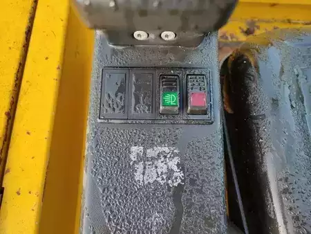 Mini tombereau 2008 Menzi MAx 25 RK (33)