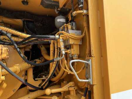 Lánctalpas kotrógép 2000 Liebherr R904HDSL (33)