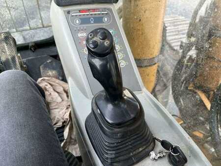 Lánctalpas kotrógép 2007 Liebherr R914B HDSL (48)