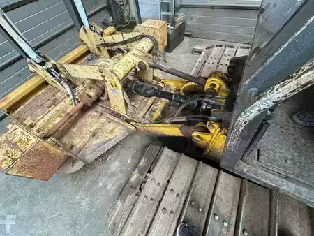 Cargadoras sobre orugas 2012 GALOTRAX 400 (36)