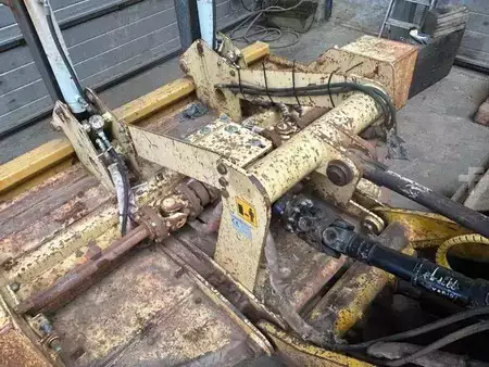 Cargadoras sobre orugas 2012 GALOTRAX 400 (38)