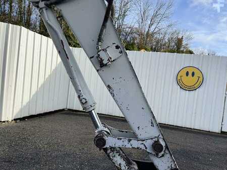 Lánctalpas kotrógép 2007 Takeuchi TB180FR (12)