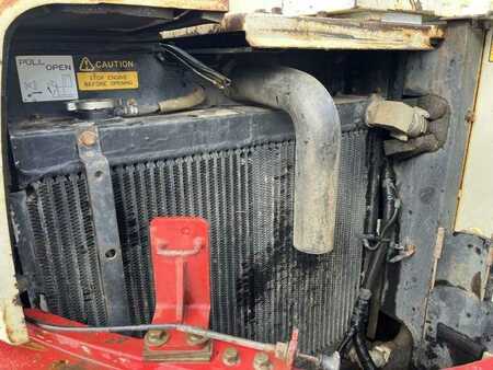 Lánctalpas kotrógép 2007 Takeuchi TB180FR (31)