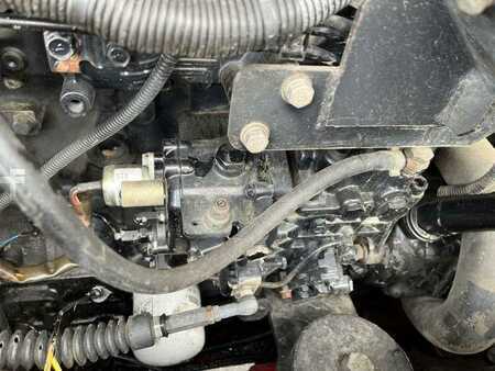 Lánctalpas kotrógép 2007 Takeuchi TB180FR (37)