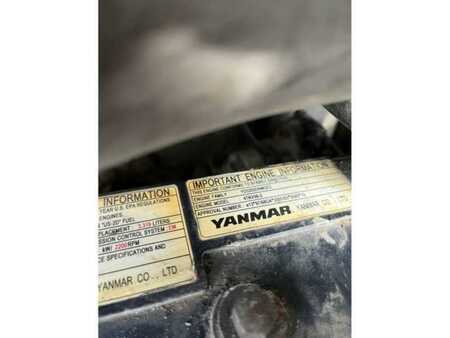 Lánctalpas kotrógép 2007 Takeuchi TB180FR (42)